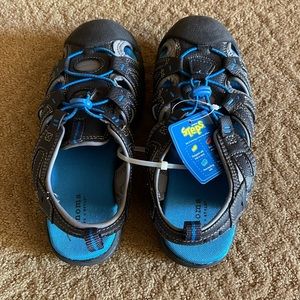 Sonoma Boys sandals